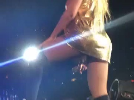 Beyonce – Teasing That Big Ass